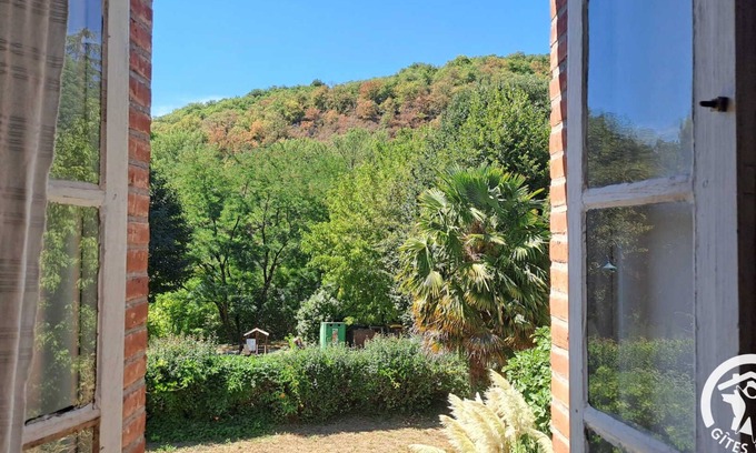 Ambialet House | The Ambialet peninsula