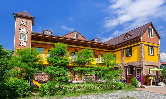 Ruisui Bed & Breakfast | The Anderson Manor Hotel