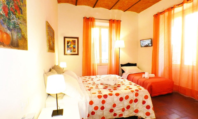 San Lorenzo Apartment | The Artist's House, 6 People, 3 Floor, 70 square meters