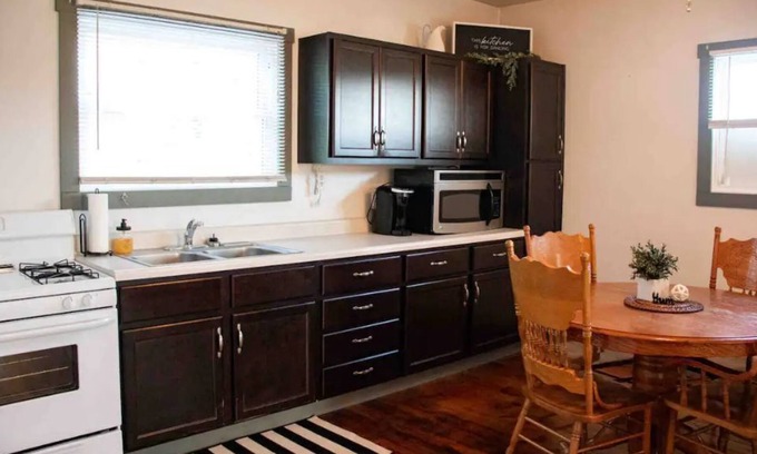 Walnut Creek House | The Barn Suite in The Heart of Amish Country