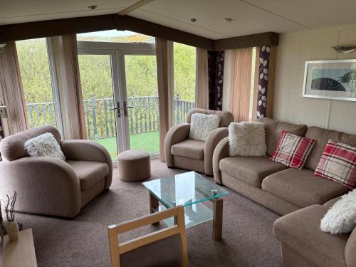 Aberystwyth House | The Beach Hideaway Pet Friendly 2 Bedroom Static Caravan Clarach Bay