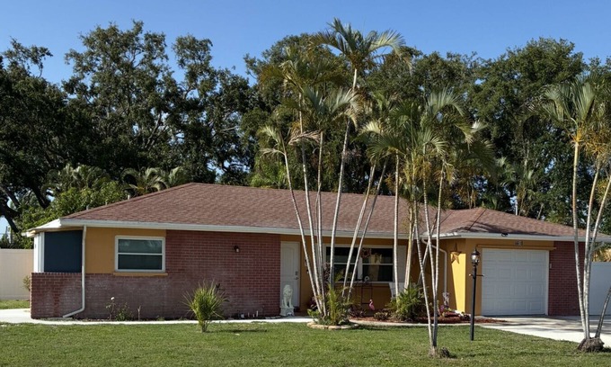 Bradenton House | The Beach House Escape