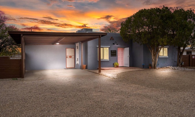 Palo Verde House | The Bees Knees on Lee!