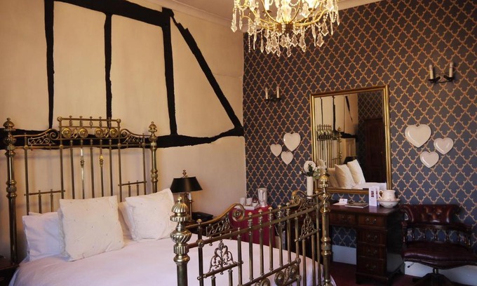 Winslow Hotel | The Bell Hotel