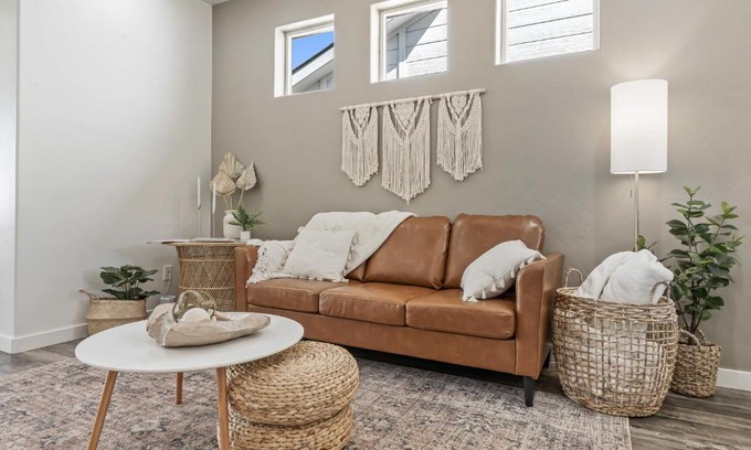 Nampa House | The Bella! West Nampa Private 3 Bedroom Home
