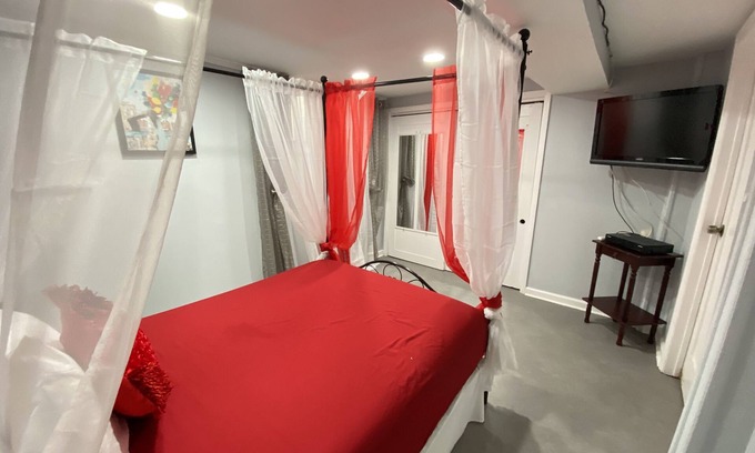 North Bergen Apartment | The best and charming apartment in New Jersey 20 mins to "New York City"