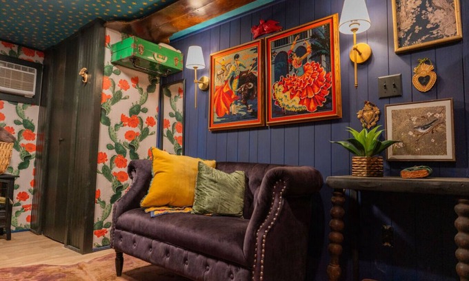 Alpine Apartment | The Big Dipper-Houseboat in the Big Bend