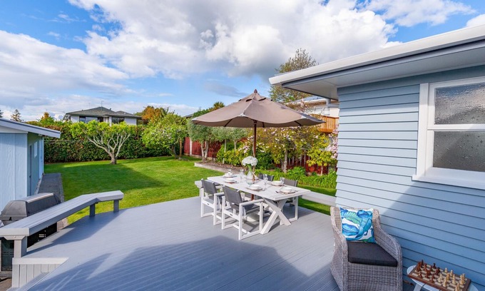Richmond Heights Cottage | The Birches - Rainbow Point Holiday Home