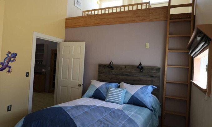 San Lorenzo House | The Blue Crane Lodge is a beautiful 3-bdr house in the magical Mimbres Valley