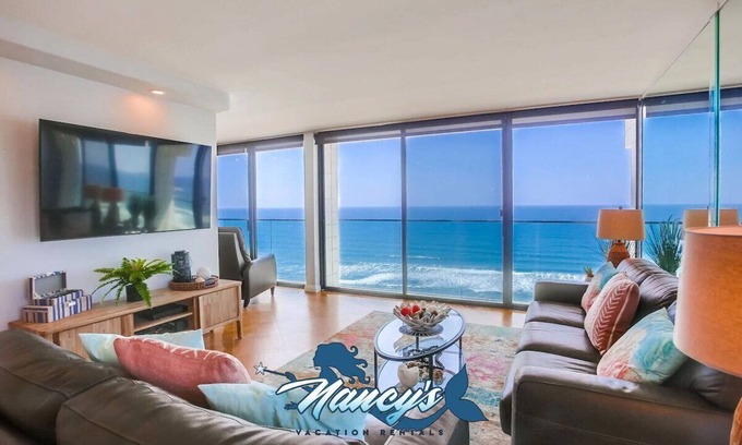 North Pacific Beach Condo | The Blue Grotto: 11th fl. ocean view+parking+pool!