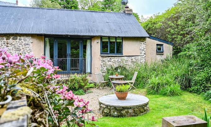 Hele House | The Bothy - Heale Farm