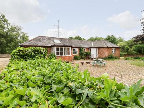 Colchester House | The Brambles