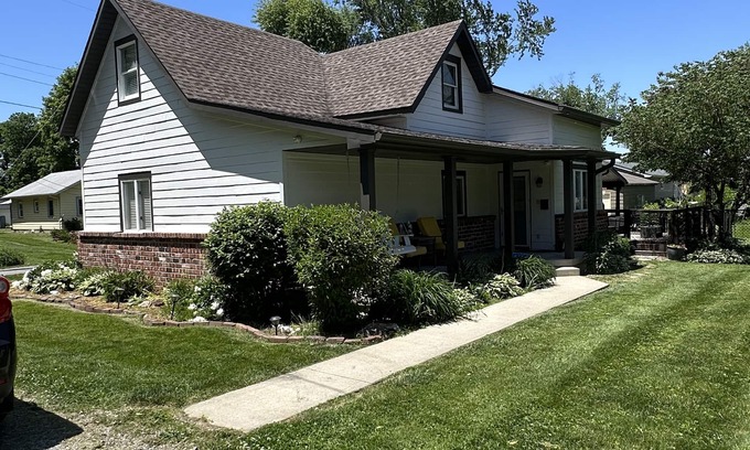 Pendleton House | The Brass Elephant on Taylor