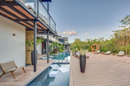 Playa Flamingo Apartment | The Bungalows #1 - Boutique Hotel in Flamingo Beach - Ground Level Studio