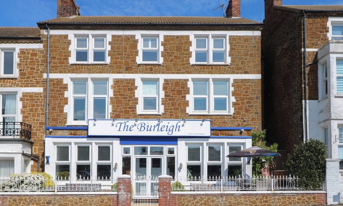 Hunstanton Cottage | THE BURLEIGH, family friendly, country holiday cottage in Hunstanton