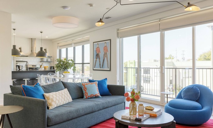 Historic Edgefield House | The Carter by AvantStay | 4th Floor, Sleeps 48