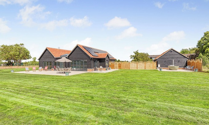 Rochford Cottage | The Cartlodge - UK48579
