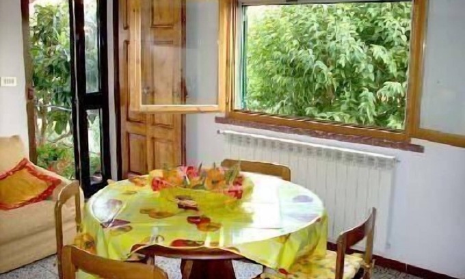 Montorsaio House | The 'Casina del Nespolo' estate