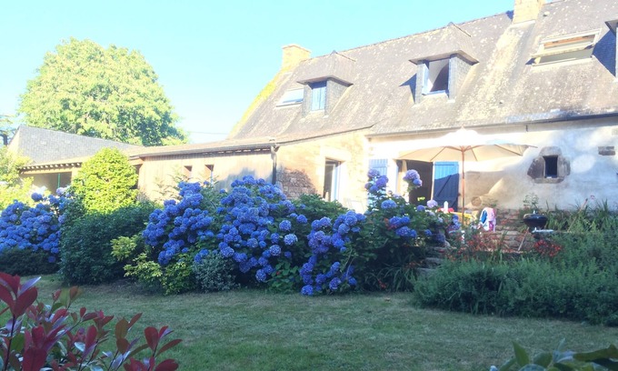 Baden House | The charm of a farmhouse in the heart of the Morbihan Gulf