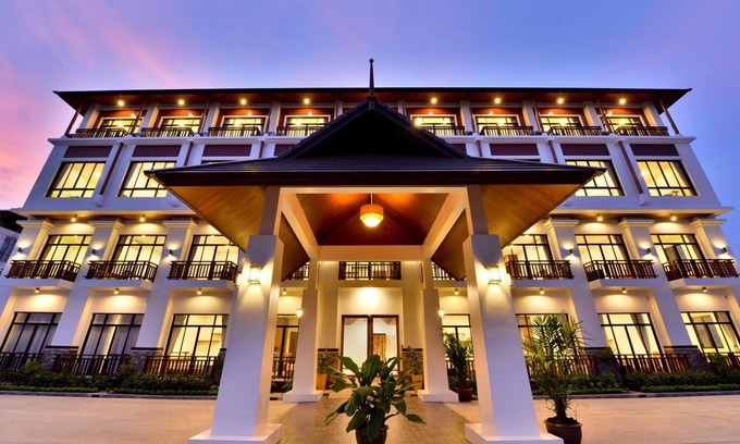 Chom Thong Hotel | The Choice Hotel - Adults Only