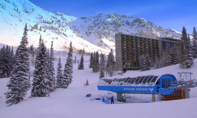 Salt Lake Mountain Resorts Condo | The CliffClub At Snowbird : Ski in Ski Out Resort Pinnacle unit
