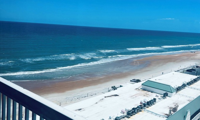 Ortona Park Condo | The Coastline Ocean View Condo