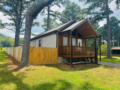 Groveoak House | The Coco Château at Lake Guntersville - Mountain Lakes