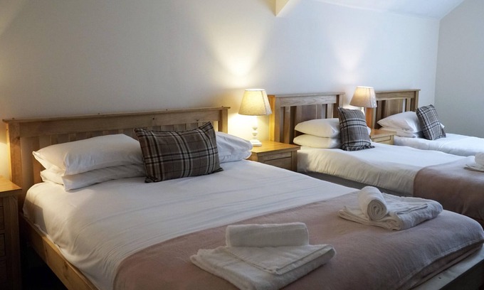 Frome Hotel | The Corner House