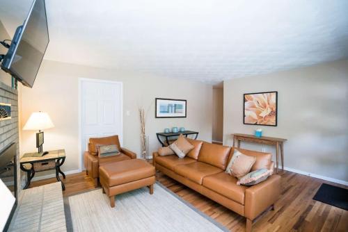 Castlewood House | The Costilla Connection Denver Tech Center