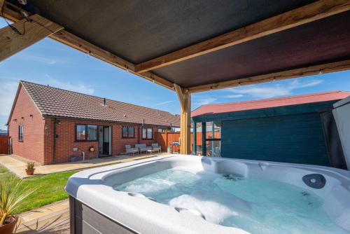 Walcott House | The Cosy Coastal