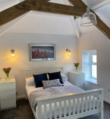Laxey Apartment | The Cottage, Bridge House
