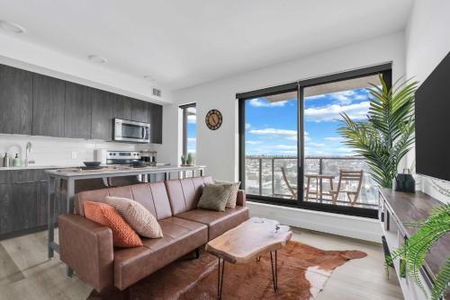 Crescent Heights Apartment | The Cowboy Downtown Calgary Central Condo