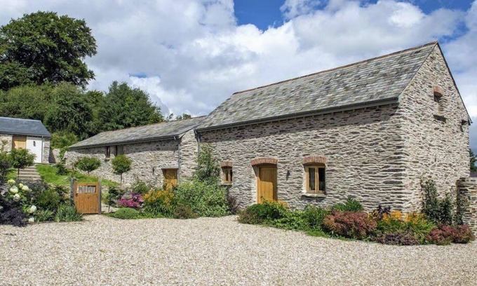 Watchet Apartment | The Cowshed, Brendon Hill