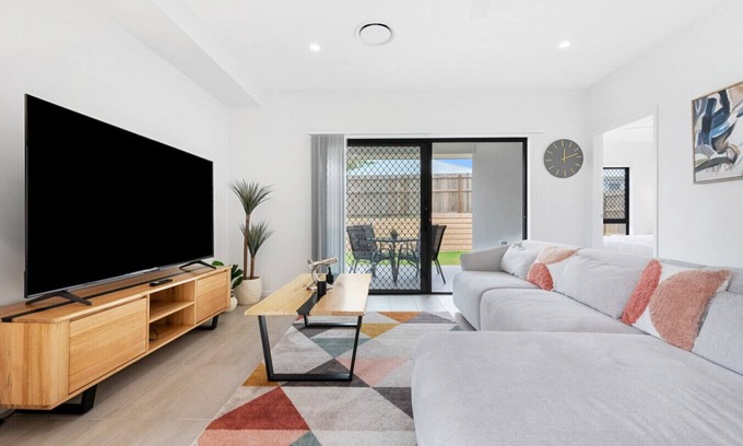 Burpengary East Apartment | `The Crest` - Stunner in North Harbour Estate