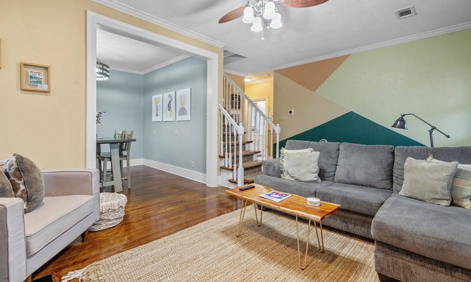 Hot Springs House | The Dawson — Charming & Quiet. Close to Downtown, Hiking and Biking