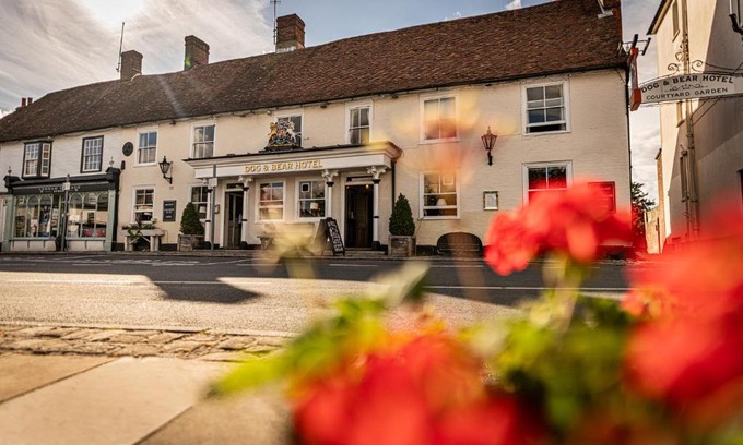Lenham Hotel | The Dog & Bear Hotel
