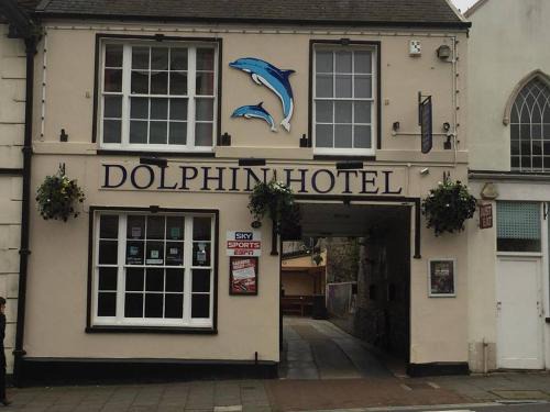 Chard Hotel | The Dolphin Hotel