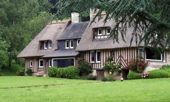Touques House | The Domaine des Herbes, 5 km from Deauville and Trouville, 12km from Honfleur