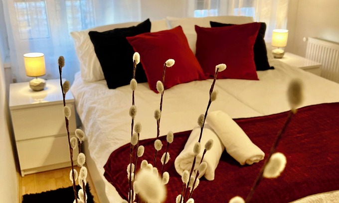 Donji Grad Apartment | The Downtown Pearl apartment in the utmost center Trg Bana Jelačića.