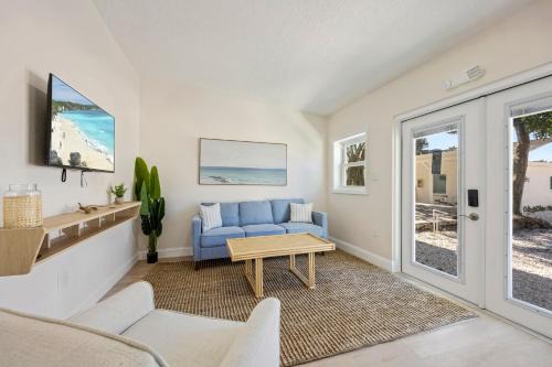 Parsuns To Cocoa Beach Apartment | The Drift