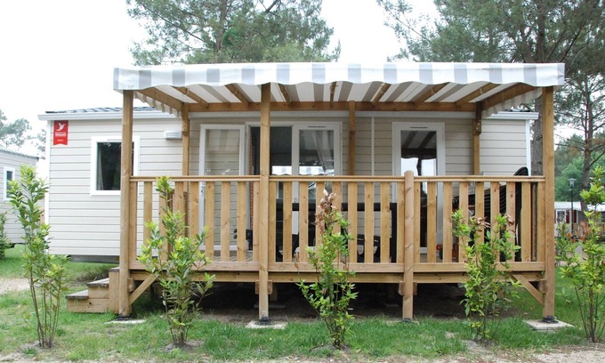 Saint-Julien-en-Born House | The Dune of Contis - Mobil Home 2ch Air Conditioning-TV