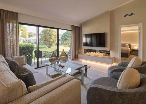 Palm Beach Gardens Ski Chalet | The Edwardian at PGA, designer's Cottage