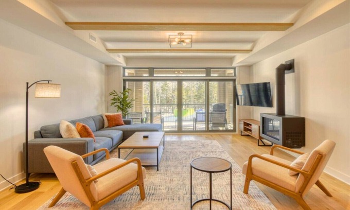 Mont-Tremblant Condo | The Escape at Verbier - Modern Condo at Verbier Resort
