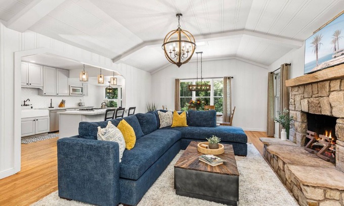 Santa Rosa House | The Farmhouse at Mark West, by Vinifera Homes