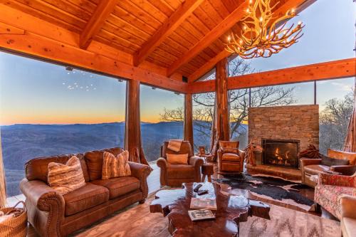 Banner Elk House | The Flying Eagle at Eagles Nest