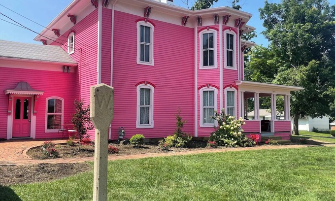 Bellville Apartment | The Frederick Fitting House with billiards & hot tub.