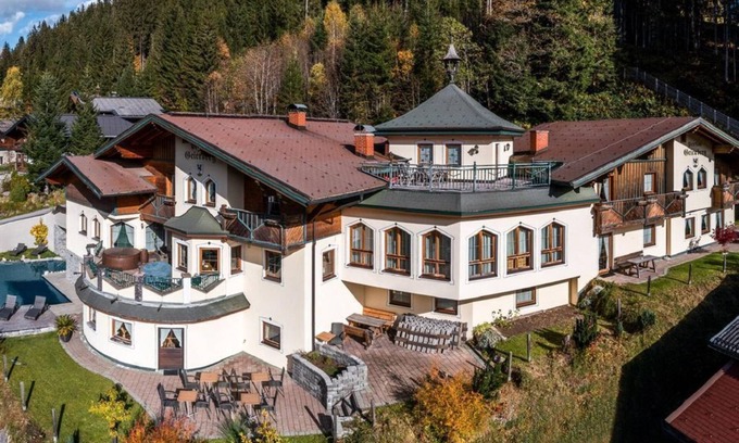 Filzmoos Bed & Breakfast | The Geierberg - double room with balcony, shower, WC