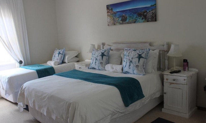 Lutzville Bed & Breakfast | The Golden Grape B&B