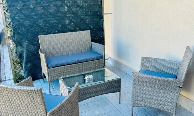 Travedona-Monate Apartment | THE GOLDEN LAKE TRAVEDONA LAKE ixihome