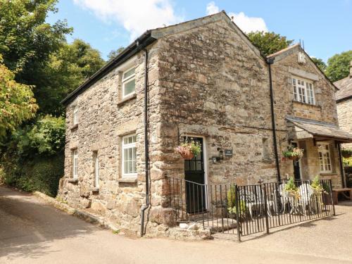Saint Breward House | The Granary
